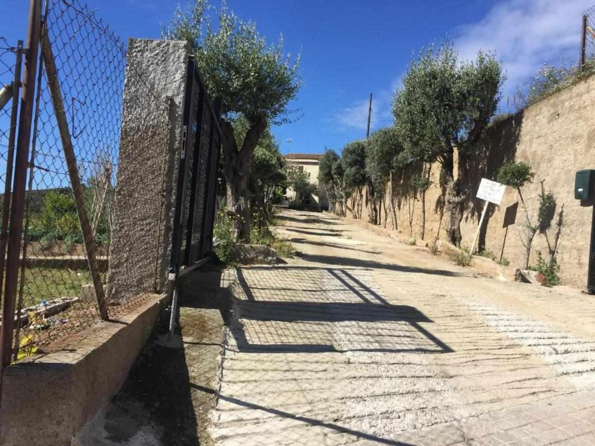 Gasthaus Masia Can Tramontana Tiana Exterior foto